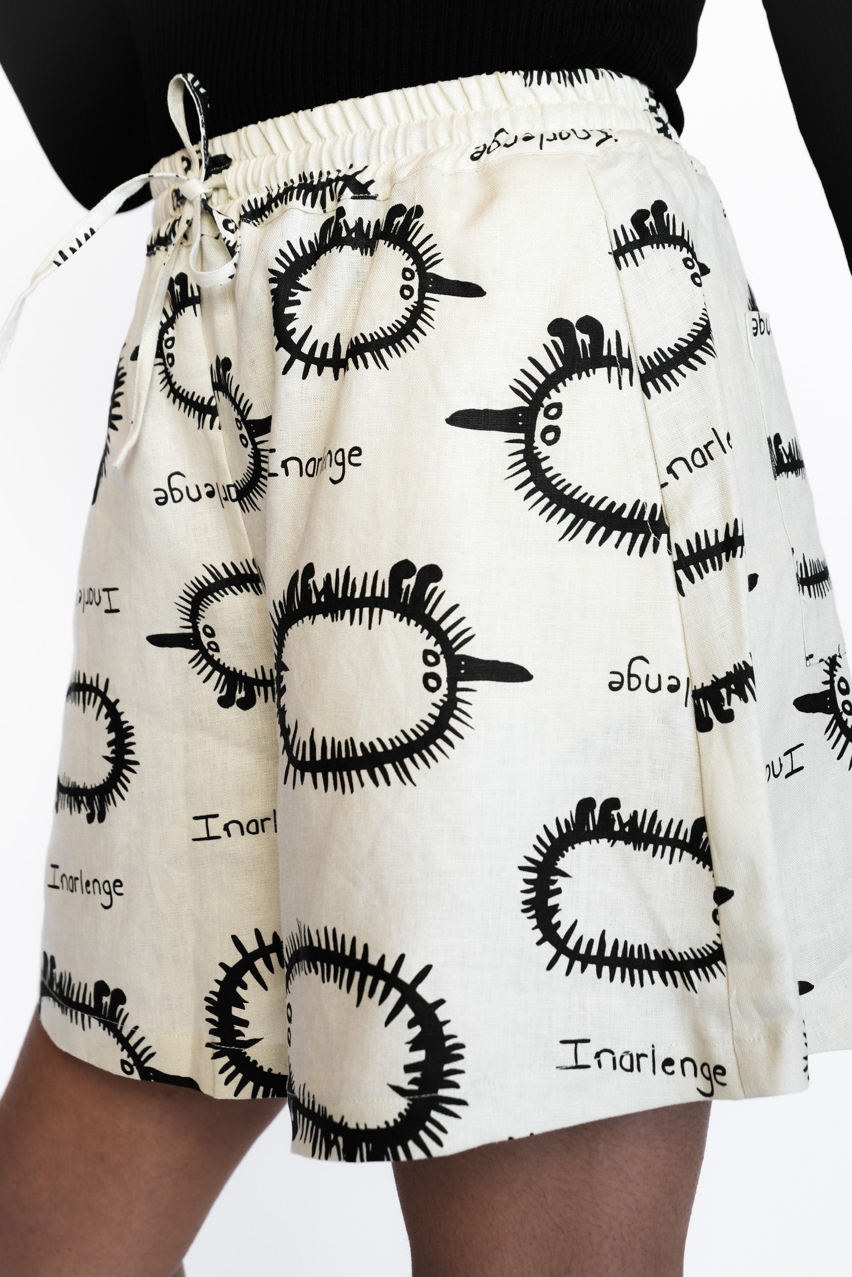 Relaxed Shorts - Inarlenge (Echidna)