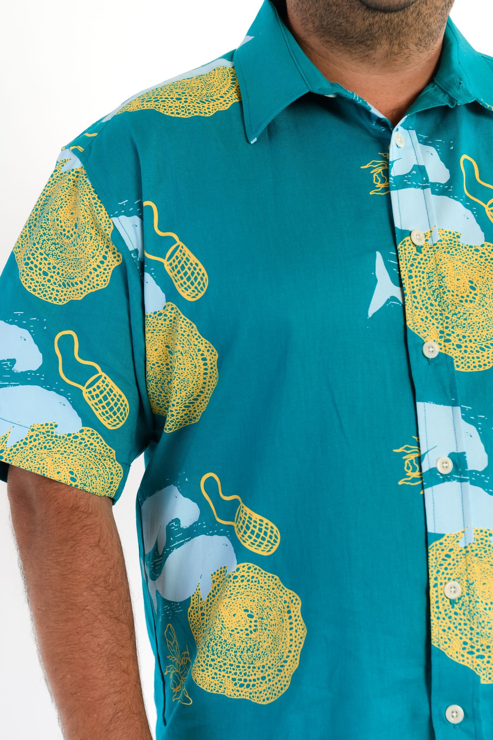 Short Sleeve Collared Shirt - Ganunda & Bagirang (Sugar Bag Bee Honey & Dugong)