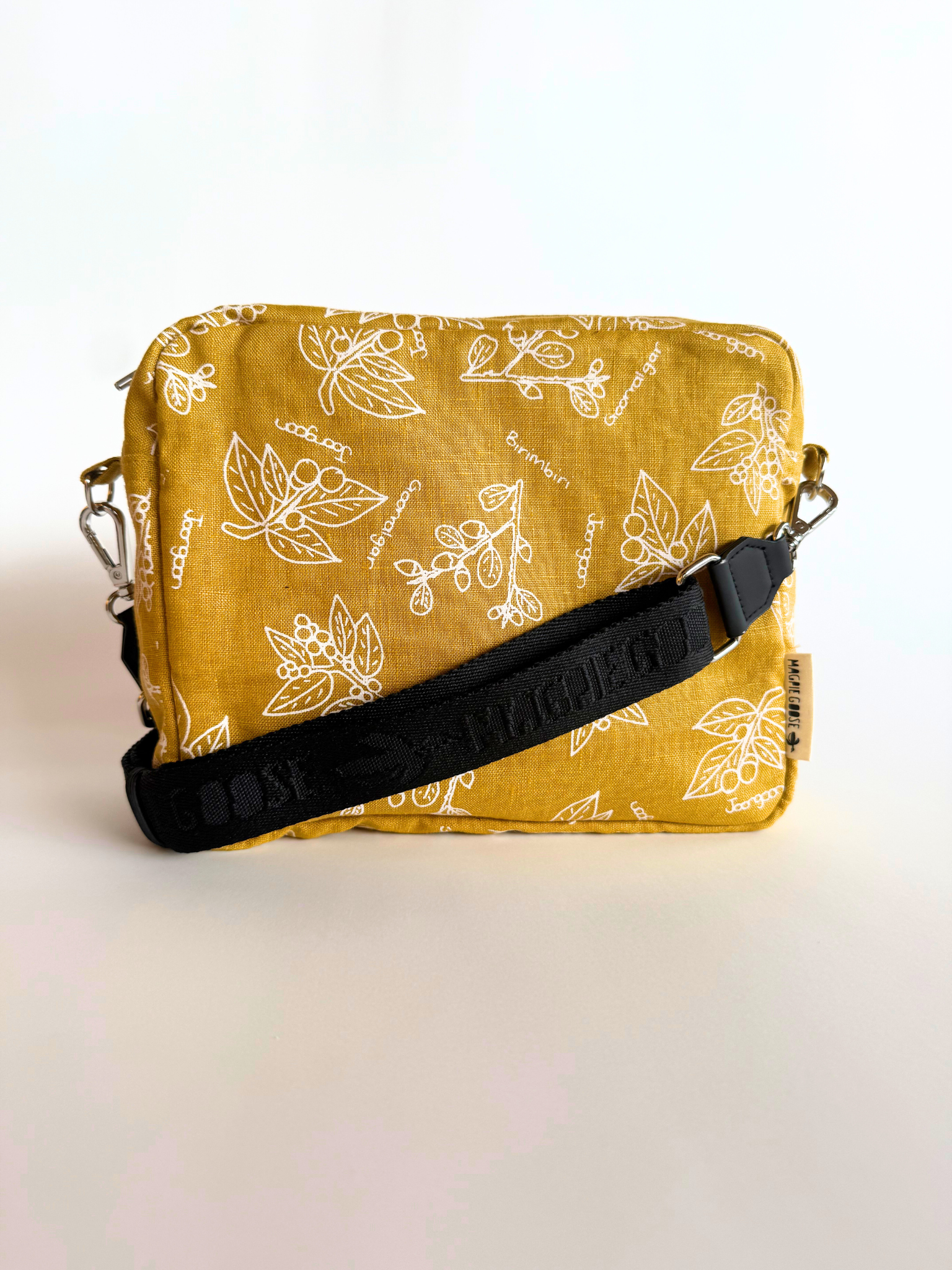 Crossbody Bag - Birimbiri, Joongoon, Goorralgar (Bush Fruits)
