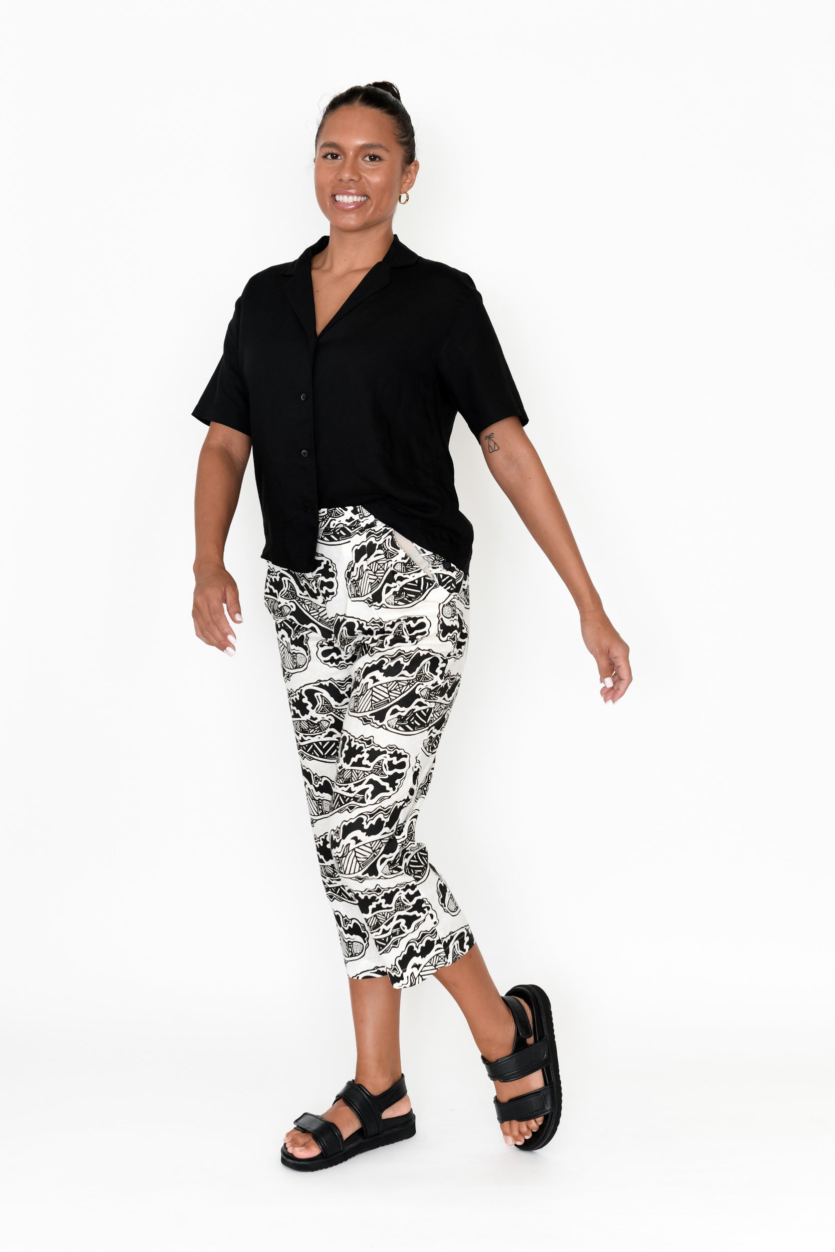 3/4 Pants - Odorr (Dugong) Family