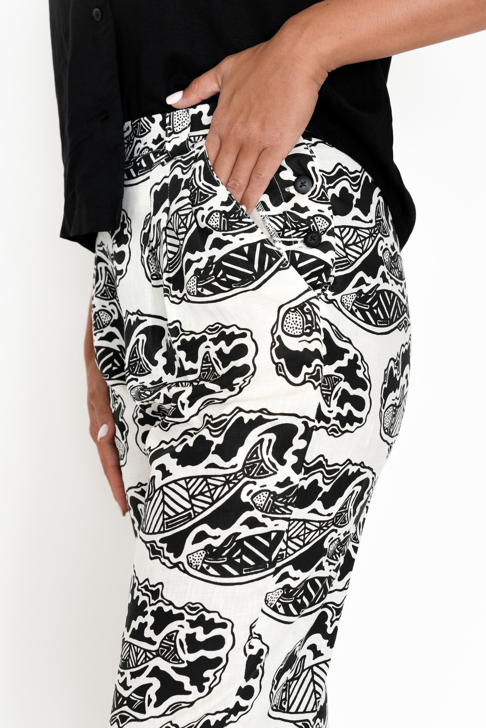3/4 Pants - Odorr (Dugong) Family