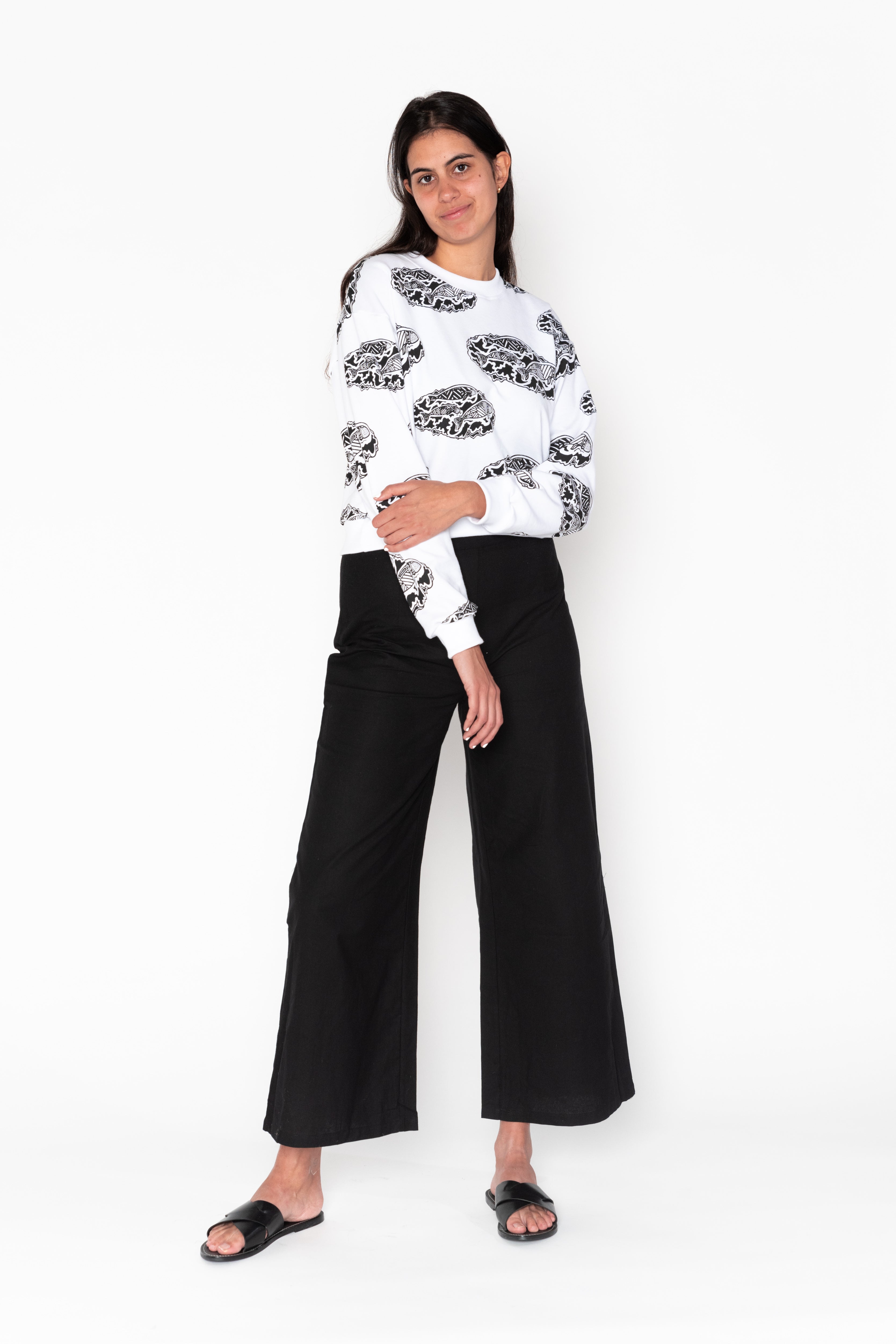 Cropped Sweatshirt - Odorr (Dugong) Family