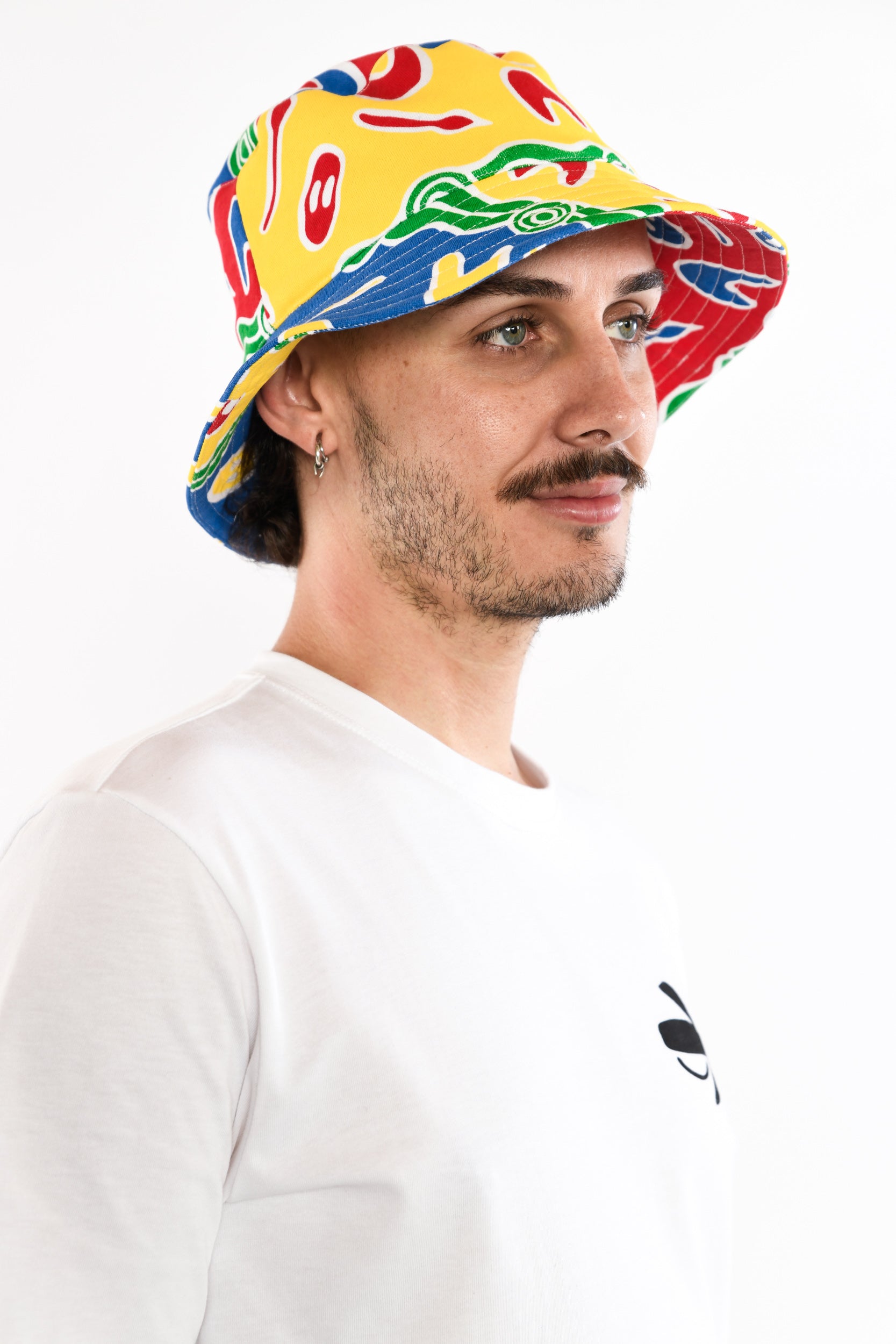 Bucket Hat - Men & Cultural Tools (yellow, red, blue, green)