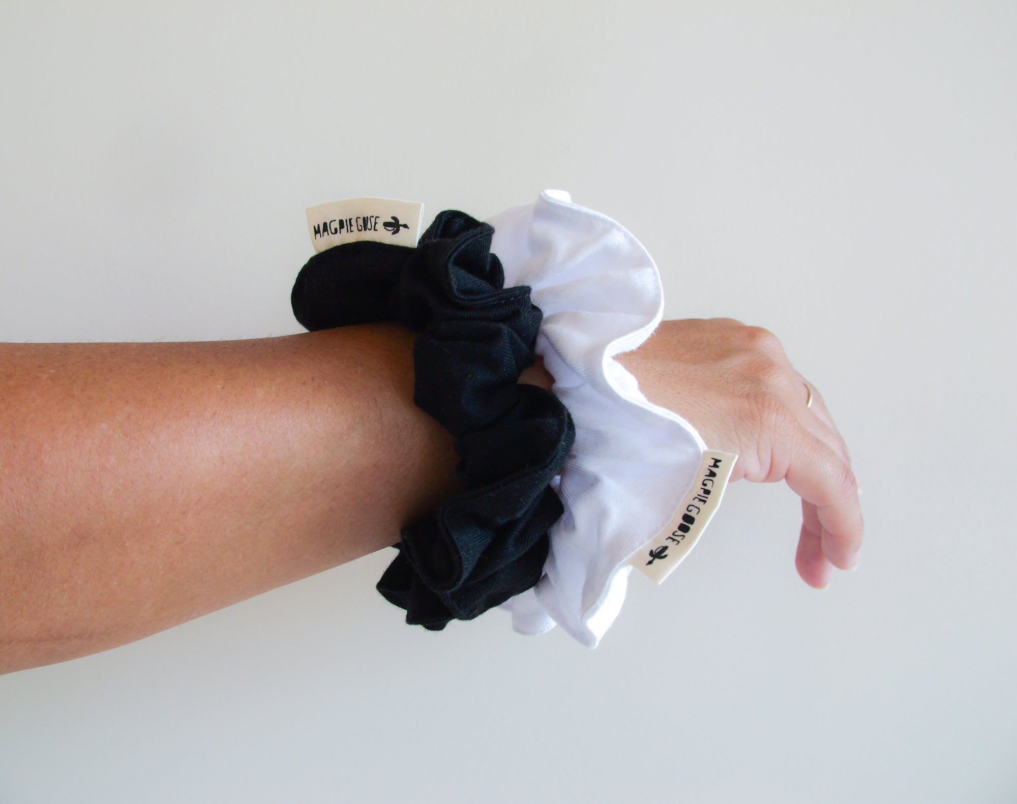 Black and White Scrunchie Duo
